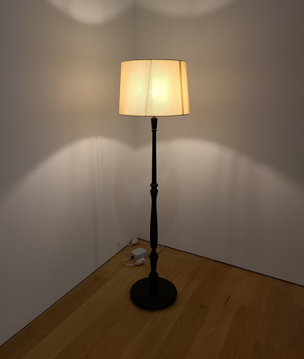 Martin Creed lamp cropped